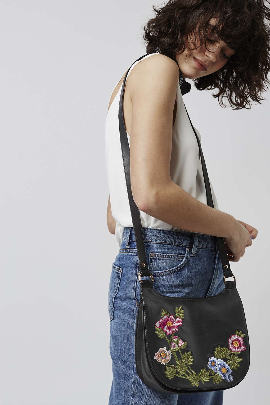Floral Embroidery Bag