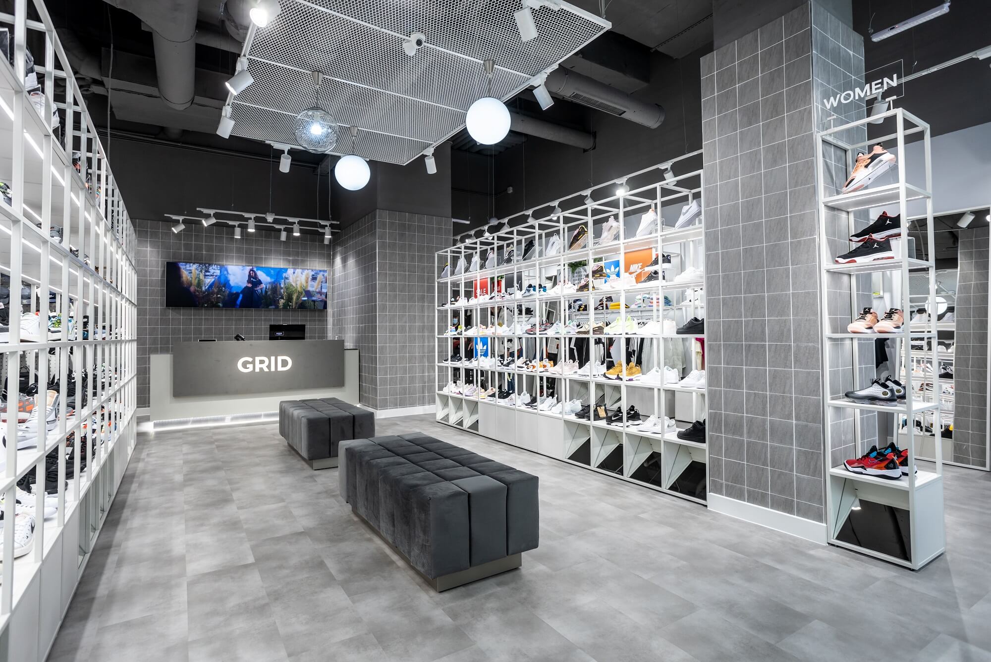 The GRID brand has inaugurated the 12th store in Palas Iasi | Shopping ...