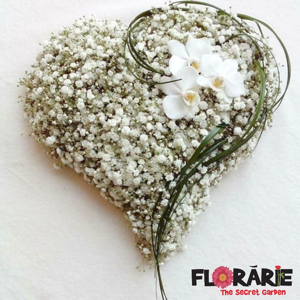 Aranjament floral în formă de inimă 