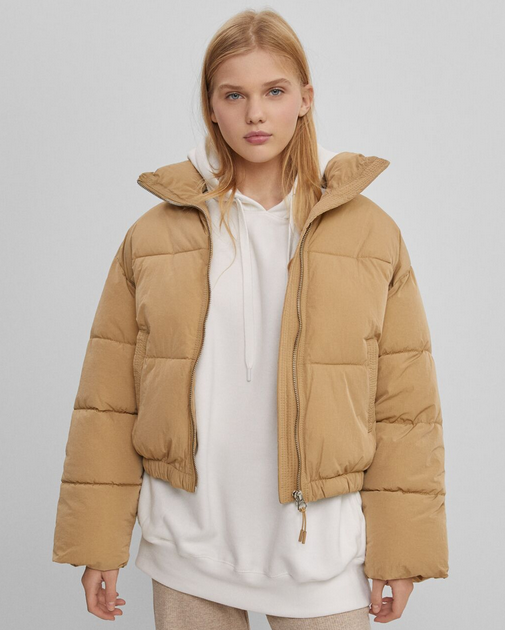 geaca pufoasa oversized beige